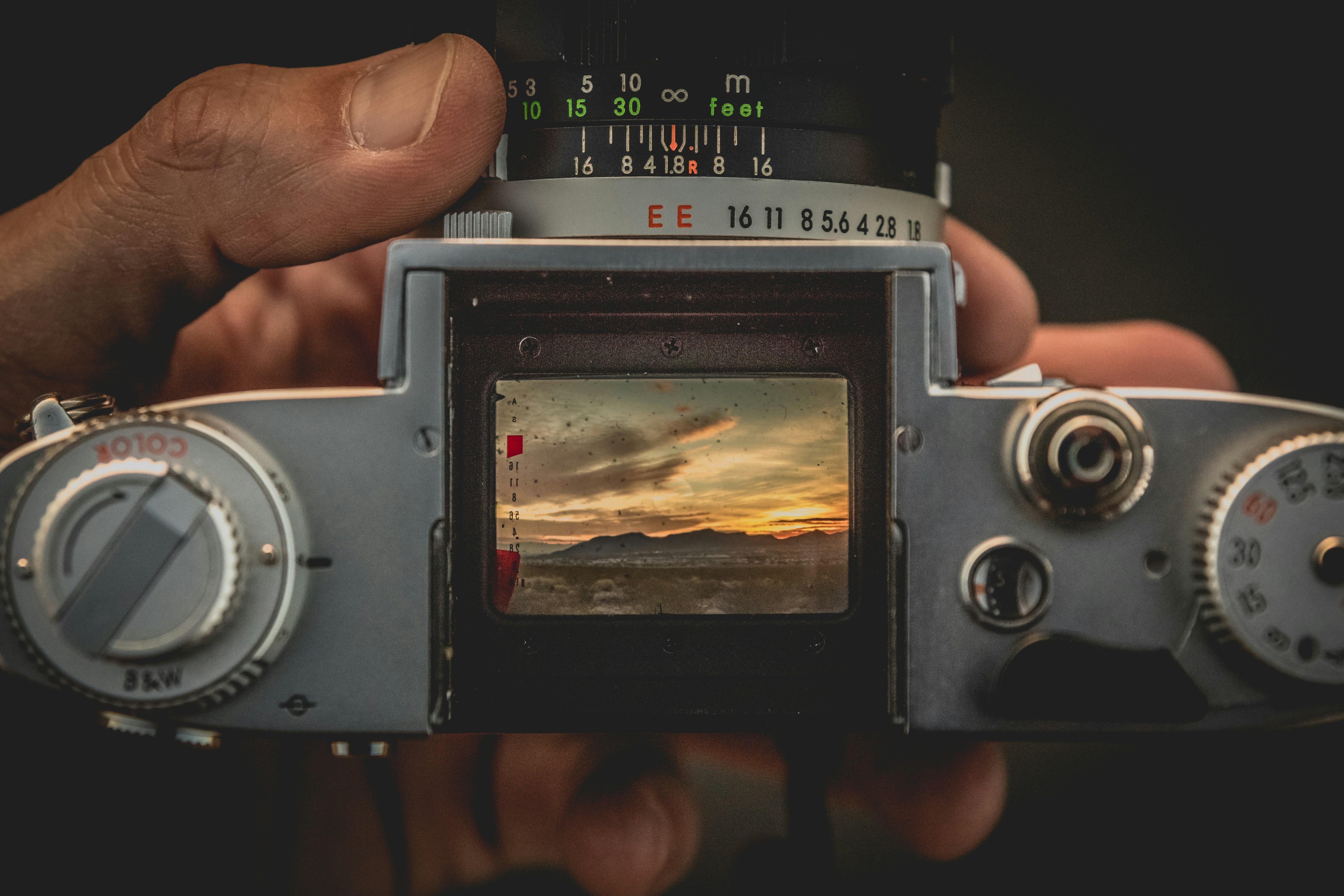 Understanding Historical Context: A Key to Unlocking Classic Films