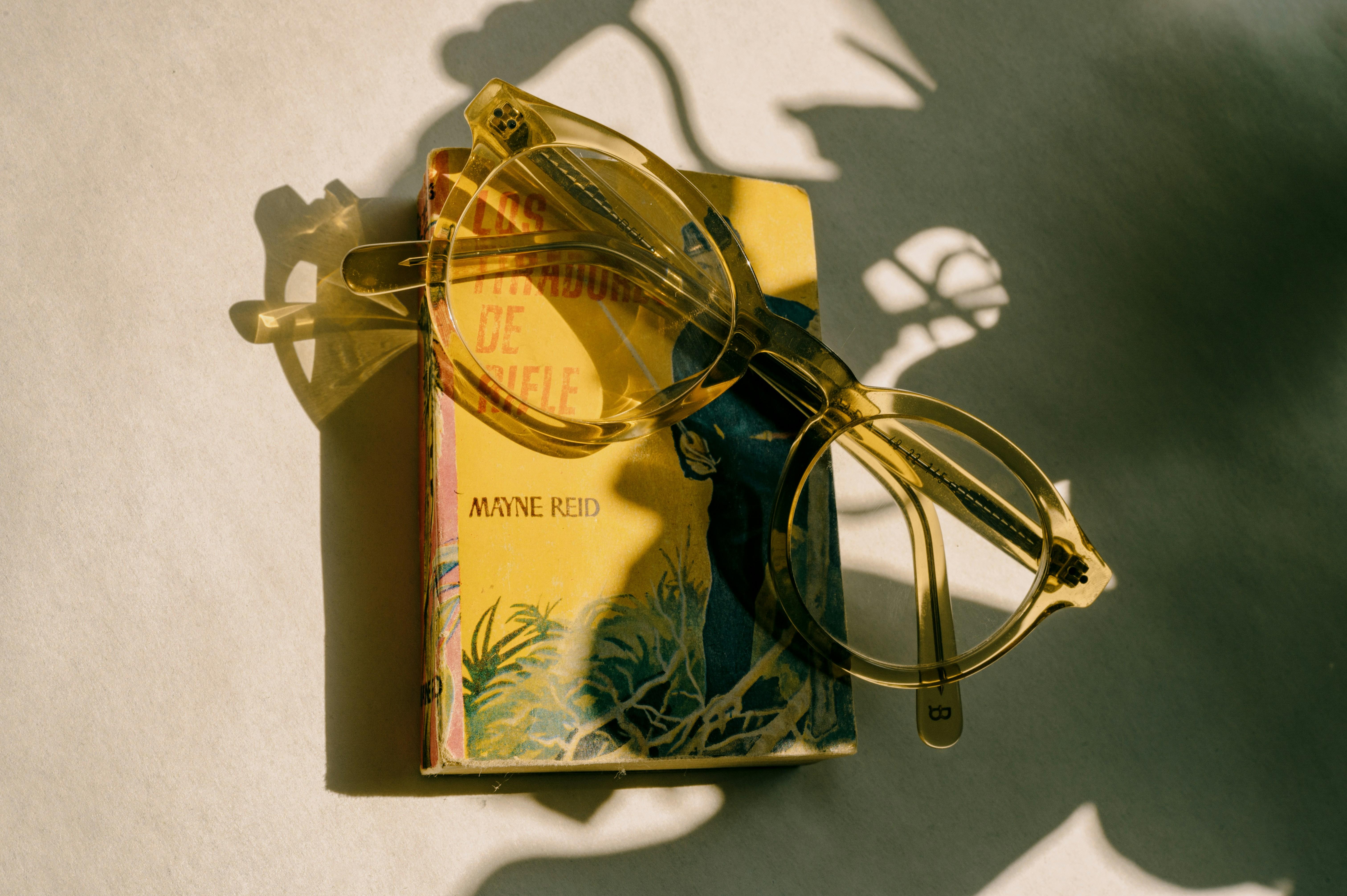 Mastering the Art of Suspenseful Storytelling