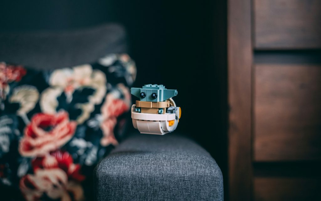 Should TV Shows Break the Fourth Wall More Often